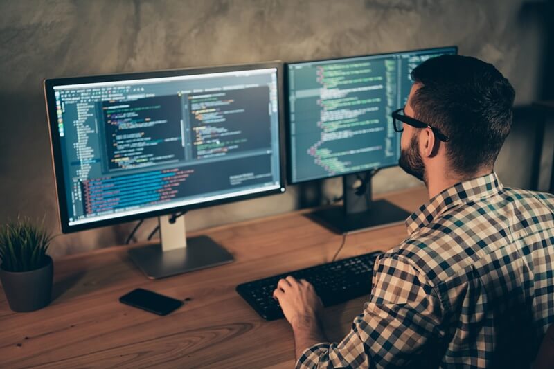 Imagem de capa do post Conheça a importância de identificar bugs preventivamente no desenvolvimento de software